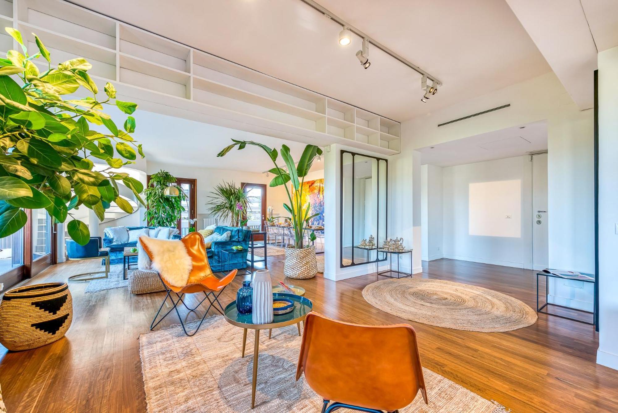 Skylife Art Gallery Loft - Riverfront Art Sanctuary Appartamento *