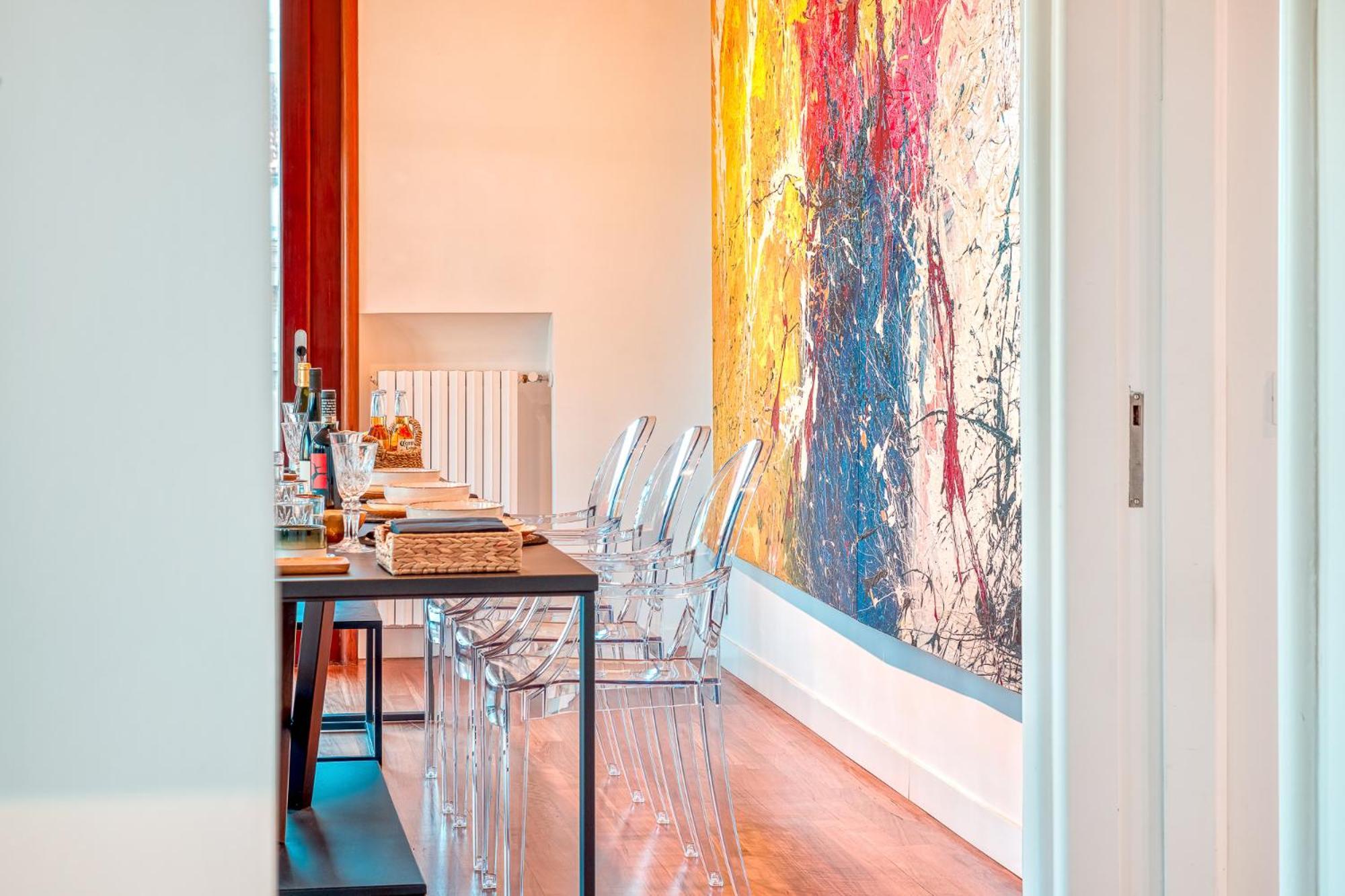 Skylife Art Gallery Loft - Riverfront Art Sanctuary